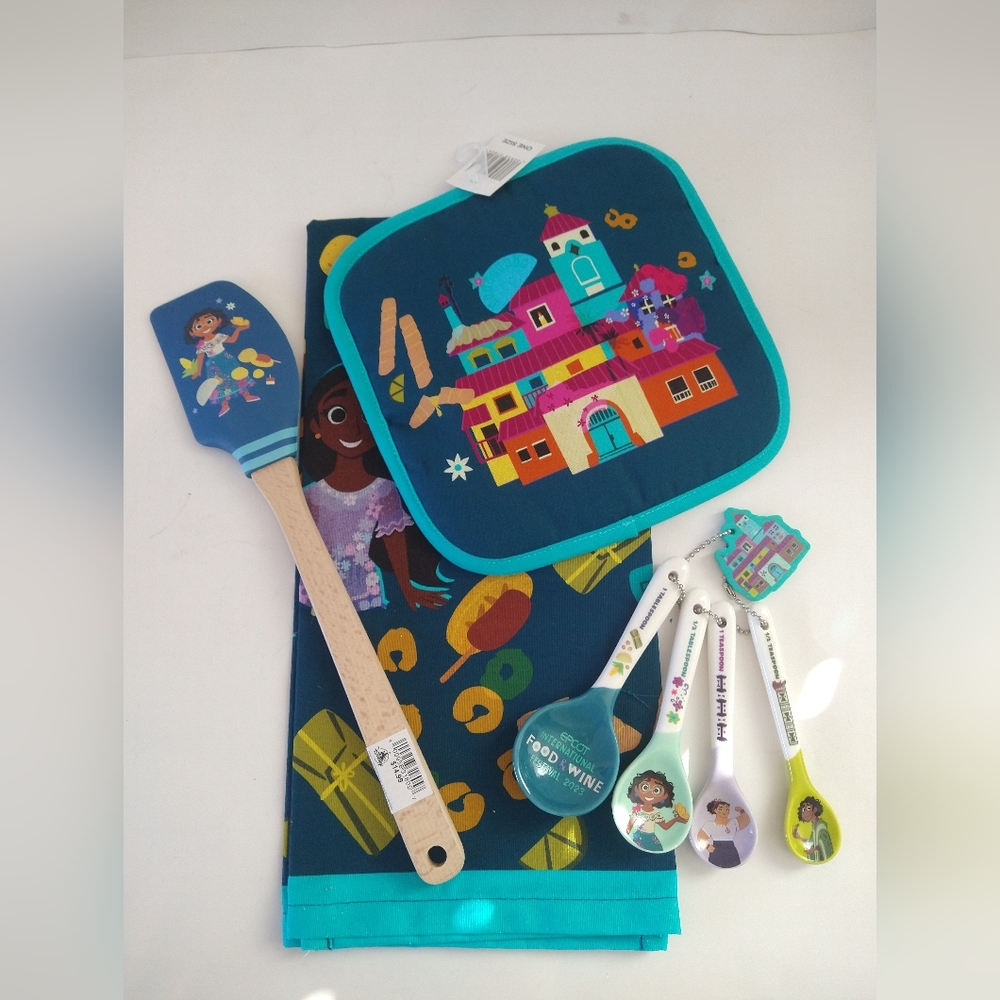 NEW Disney Park Epcot Food & Wine Festival 2023 Encanto Kitchen Set Towel Spoons